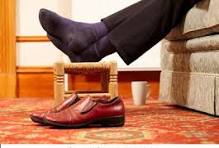 Shoes to wear with swollen foot, How to relieve foot pain after wearing heels?